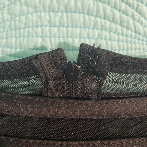 Js collection petite black striped cropped top - Picture 9 of 13